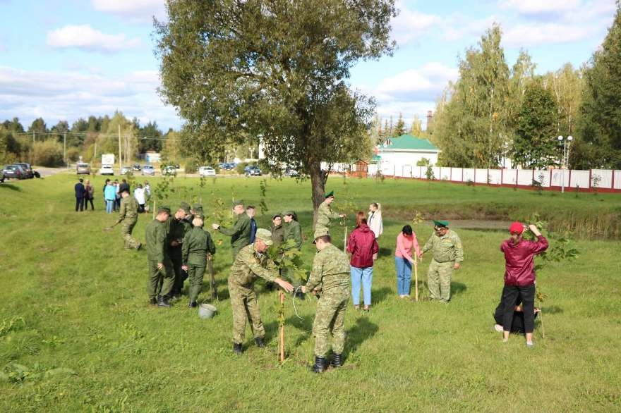Акция по озеленению в Поставском районе