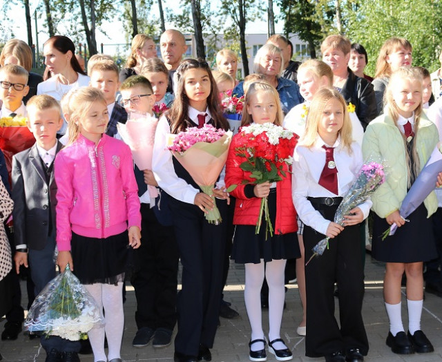 На фото ученики УО «Новосельская средняя школа»