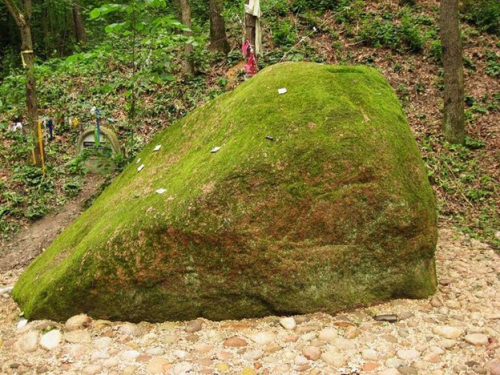 Nevestin Kamen boulder