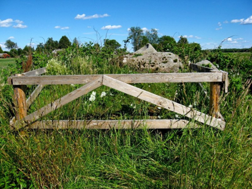 Baranishkinsky boulder