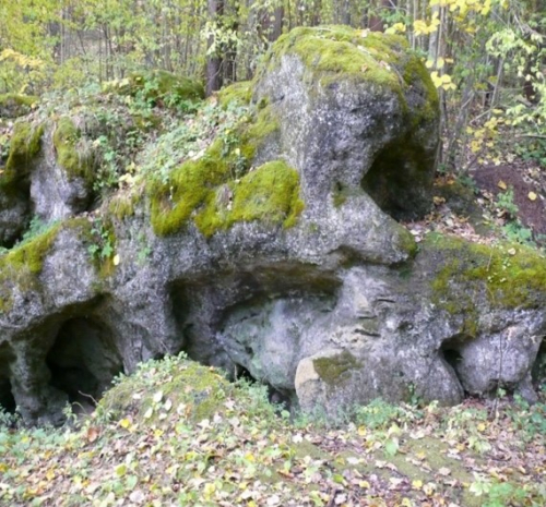 Zmeev Kamen boulder