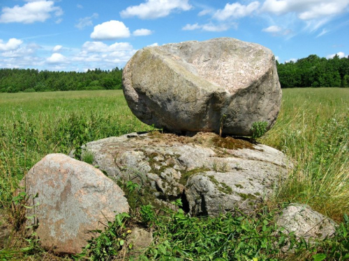 Bolshoj Kamen Kutishkinsky boulder