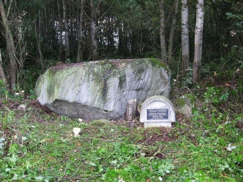 Martin Kamen Kuzmichsky boulder