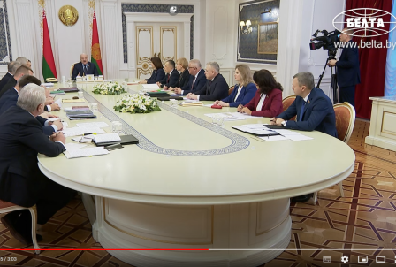 Александр Лукашенко рассказал, какие партии должны работать на политическом поле Беларуси
